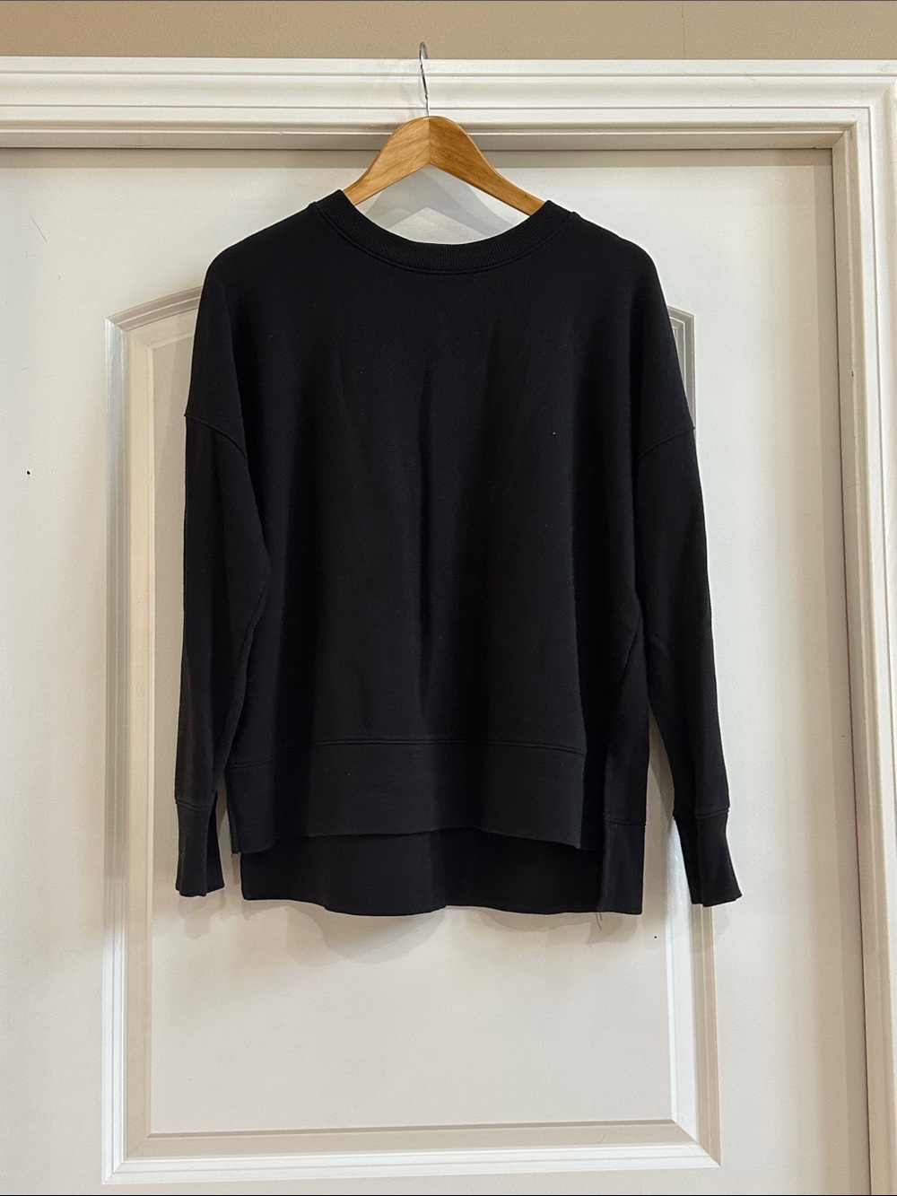 Time and Tru Black Layered-Hem Crewneck Sweatshirt